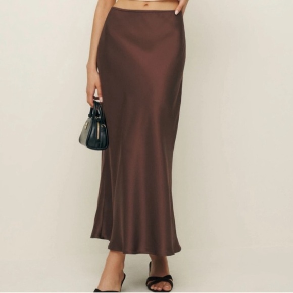 Reformation Dresses & Skirts - 🖤Reformation Layla Silk Skirt Brown